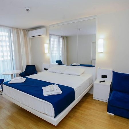 Апарт готель Orbi City Sea View - Special Category Батумі Екстер'єр фото
