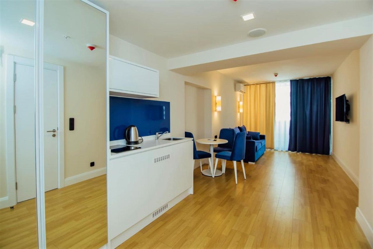 Апарт готель Orbi City Sea View - Special Category Батумі Екстер'єр фото